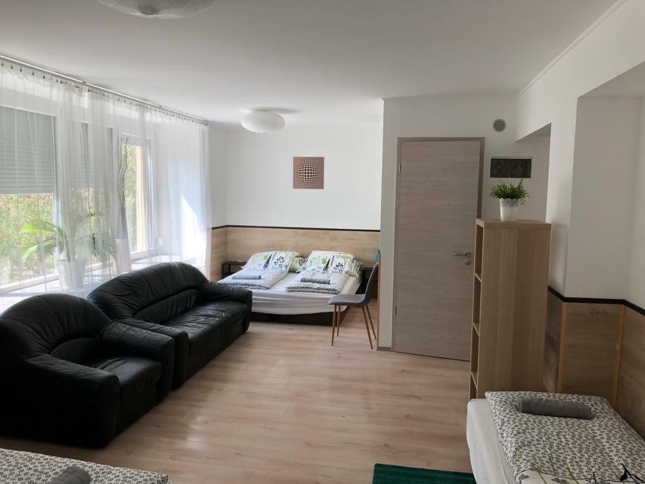 Juno Apartman Vendégház Miskolc Exterior foto