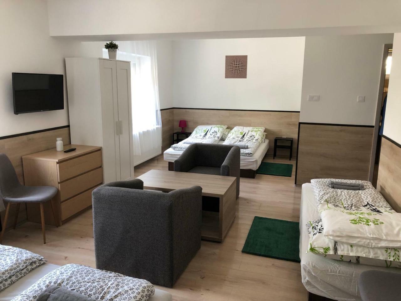 Juno Apartman Vendégház Miskolc Exterior foto
